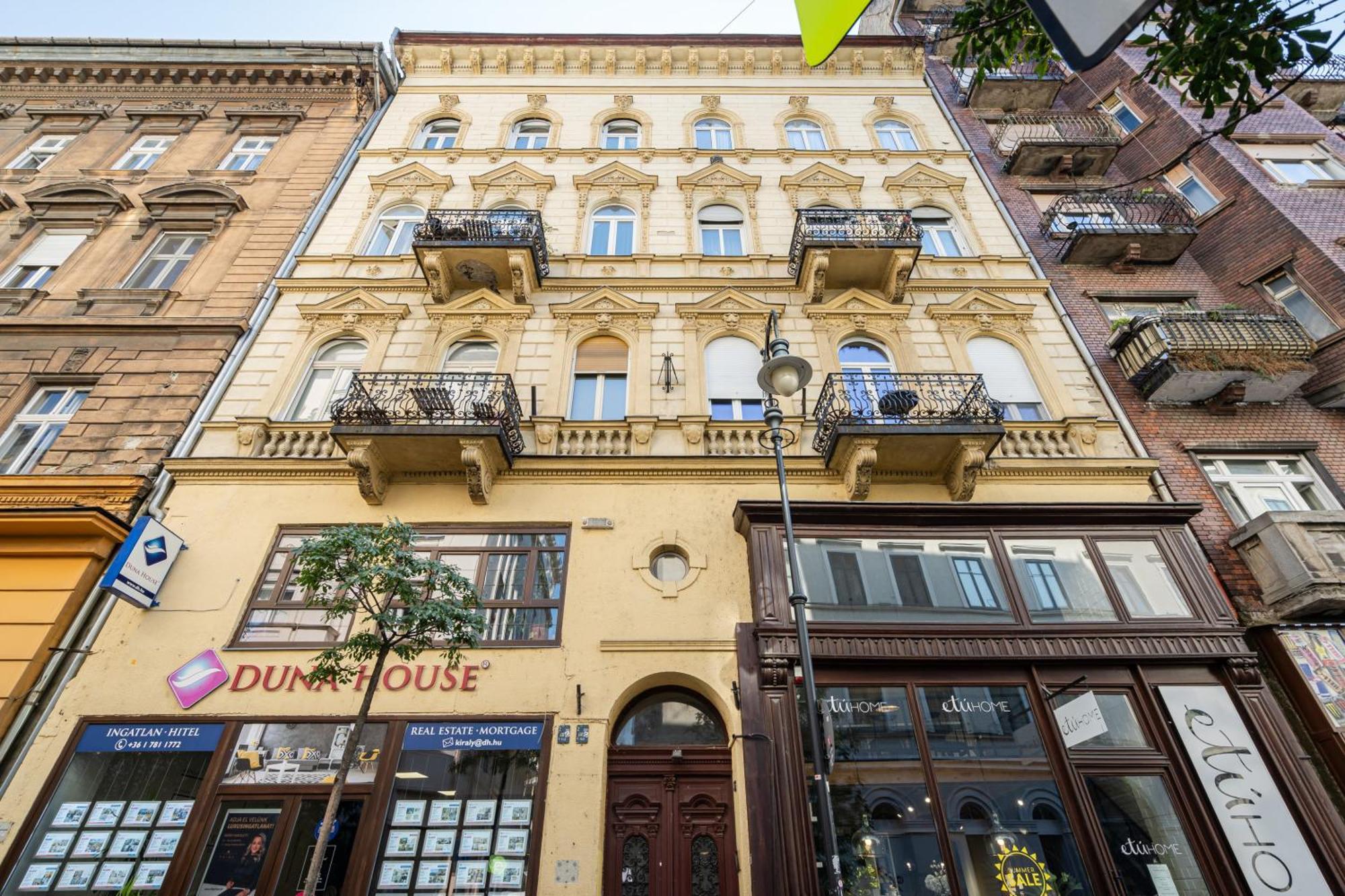 Kiraly 33 - Hidden Gem - Best Location By Bqa 布达佩斯 外观 照片